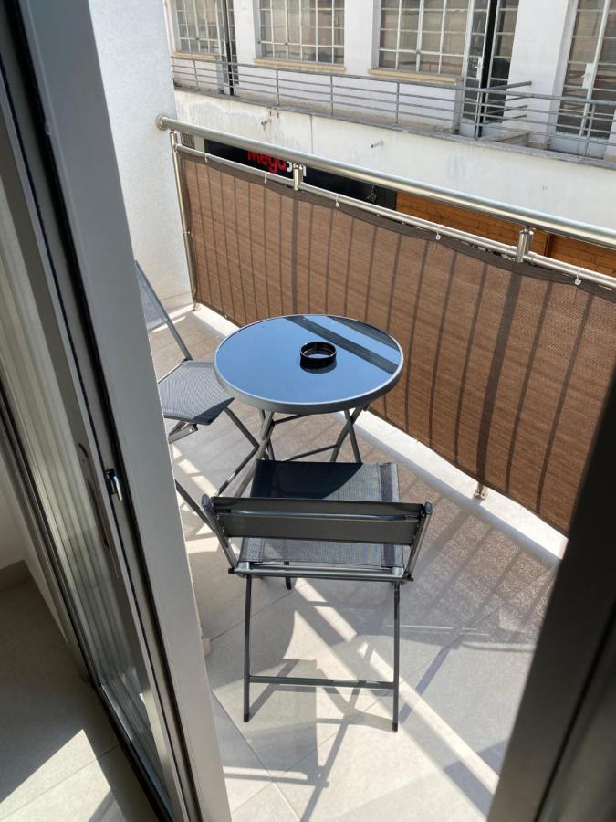 Modern City Center Apartment Saripolou 2 Limassol Bagian luar foto