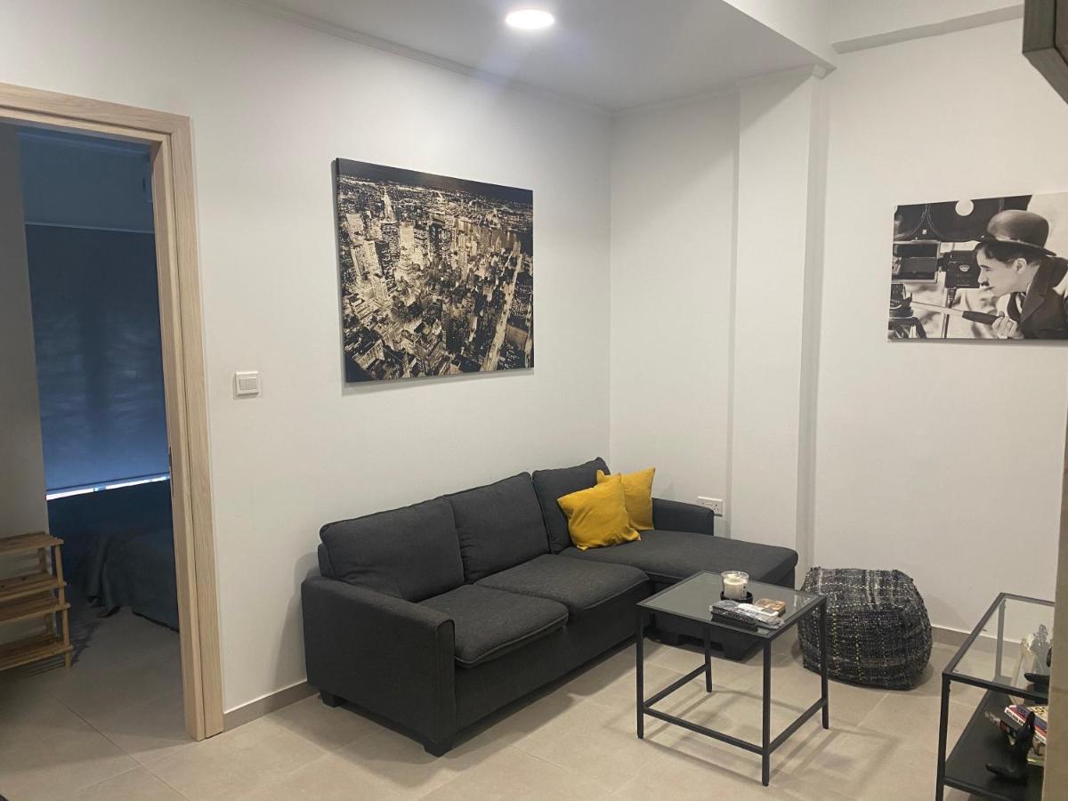 Modern City Center Apartment Saripolou 2 Limassol Bagian luar foto